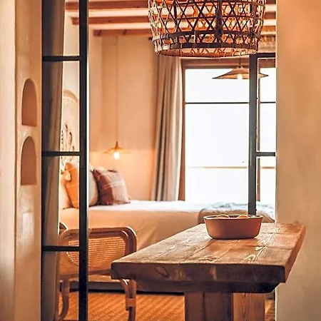 Nomad - Port Hotel 4*