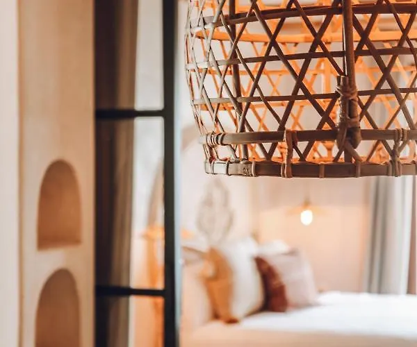 Hotel Nomad - Port 4*